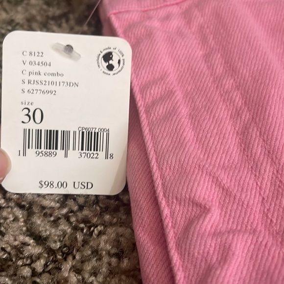 Ragged Jeans Pink Butt Cut Mom Jeans - Picture 7 of 10